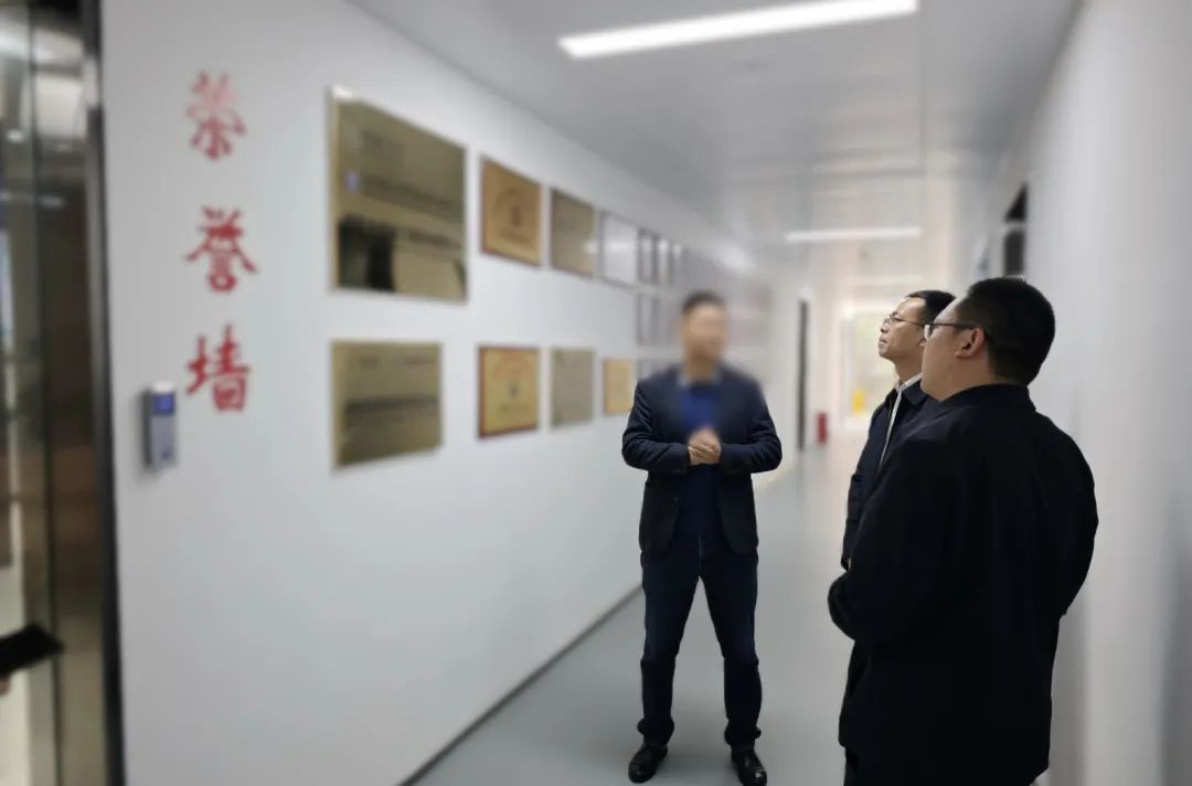京東方、通威等企業(yè)合作商！四川某地方政府實(shí)地對(duì)接國(guó)產(chǎn)替代光電金屬新材料生產(chǎn)投資選址項(xiàng)目